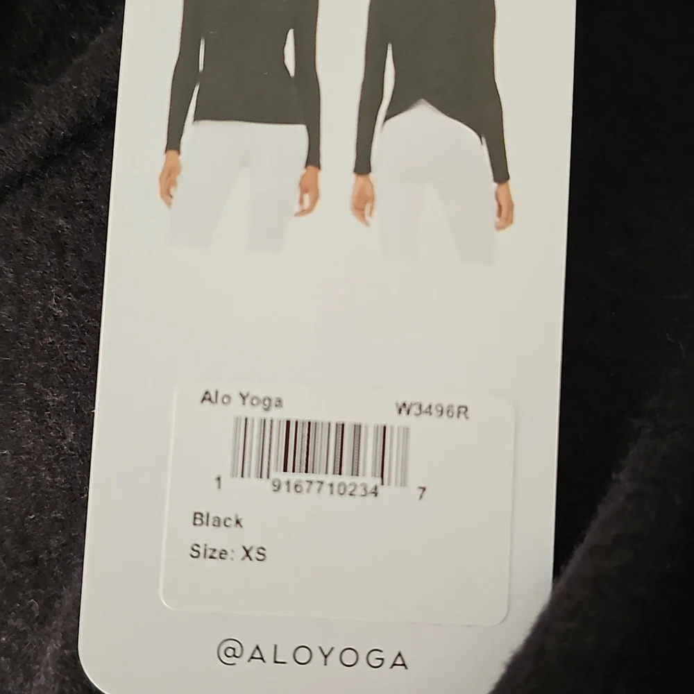 NWT- Alo Embrace Long Sleeve Cross Street - Picture 5 of 6
